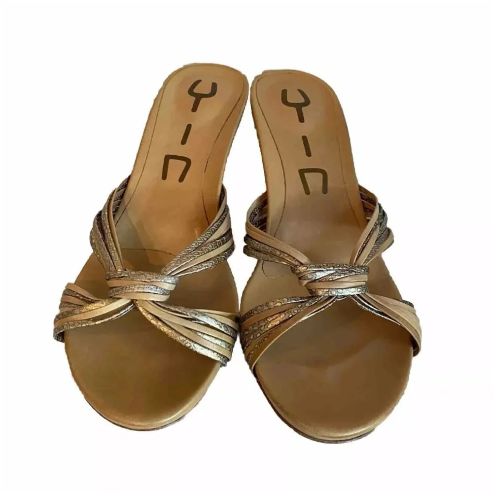 YIN Italy Vero Cuoio Sandal Women's Size 39 Tan Gold/SilverLeather Slide Knotted